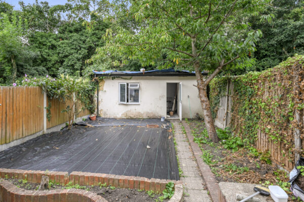 3 Bed House 191 Wanstead Park Road  £560,000