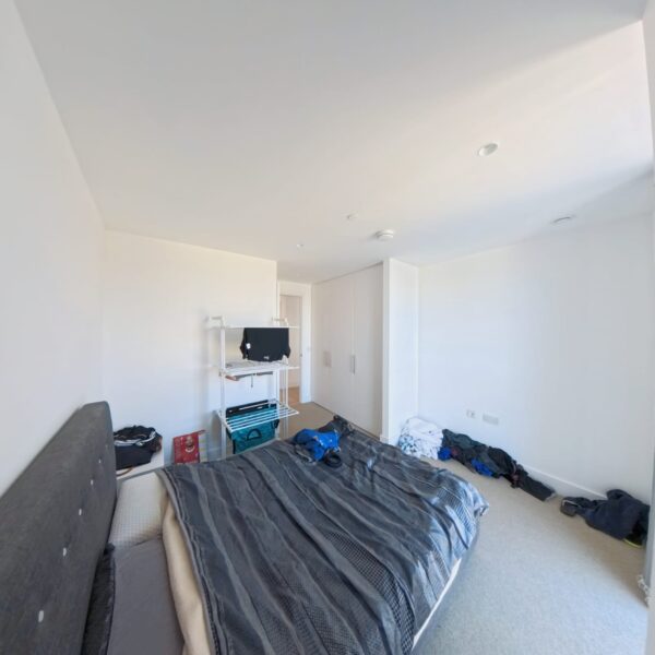 1 Bed Flat FOR SALE Marshgate Lane