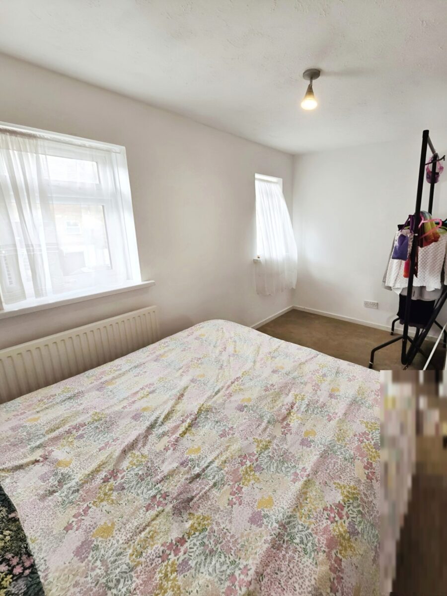 2 Bed Terraced house NUTMEG CLOSE E16 4PG £450,000