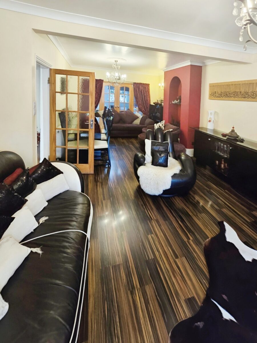 6 Bed House To Rent In Ilford IG3 9DF  £3400