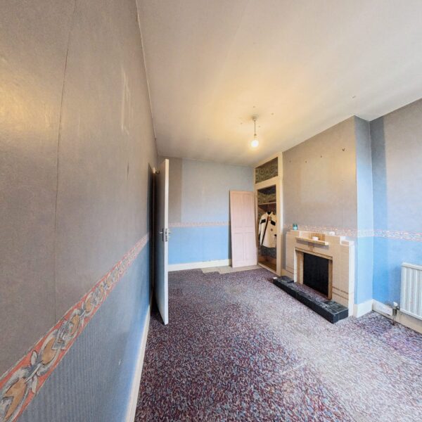 3 Bed Mid Terrace property, Park Avenue IG11 8QX